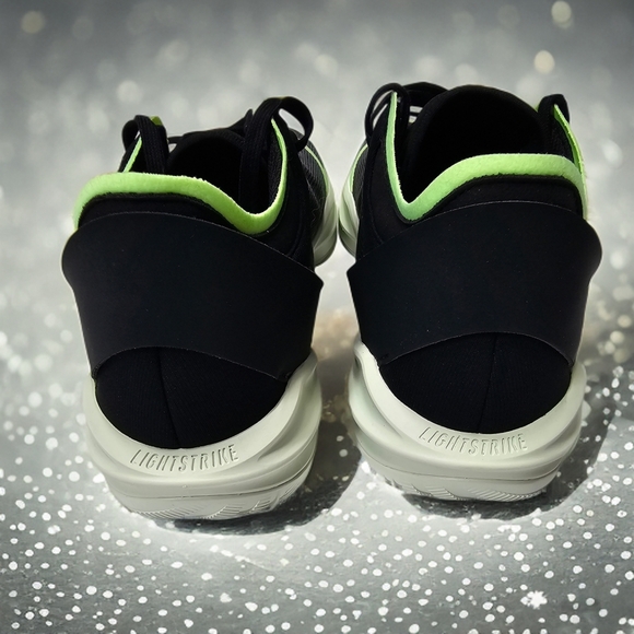 Adizero Select 2.0 Low Basketball Shoes - Picture 4 of 6